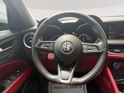 Used 2021 Alfa Romeo Stelvio Ti w/ Active Assist 2 Package TI AWD/4WD image 11