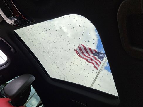 Certified 2024 Mercedes-Benz GLC 300 4MATIC image 30