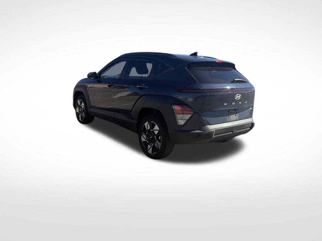 Used 2024 Hyundai Kona SEL w/ Convenience Package AWD/4WD image 3