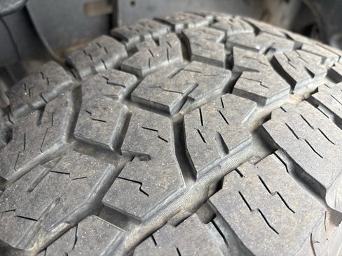 Used 2019 Toyota Tundra Limited w/ Limited Premium Package image 26