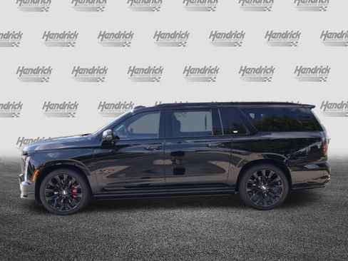 Used 2026 Cadillac Escalade ESV V AWD/4WD image 6