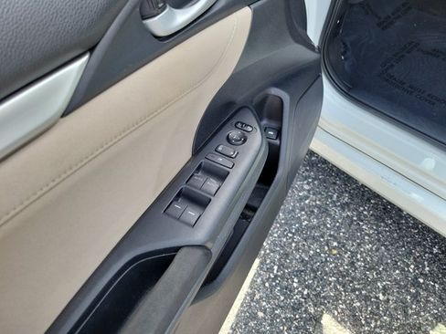 Used 2016 Honda Civic EX-T image 14