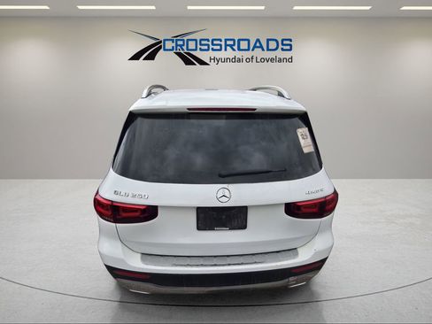 Used 2021 Mercedes-Benz GLB 250 4MATIC w/ Premium Package image 13