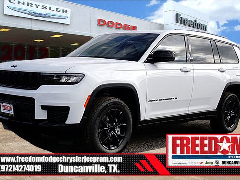 New 2025 Jeep Grand Cherokee L Altitude image 1