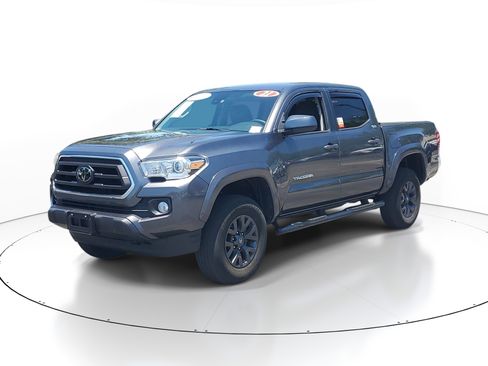 Certified 2021 Toyota Tacoma SR5 RWD image 3