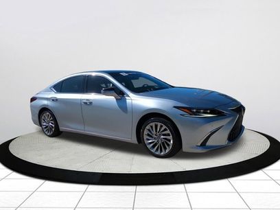 Used 2023 Lexus ES 350 w/ Ultra Luxury Package