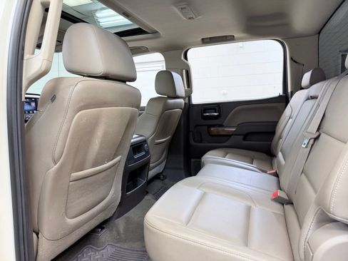 Used 2014 GMC Sierra 1500 SLT w/ SLT Crew Cab Value Package AWD/4WD image 24
