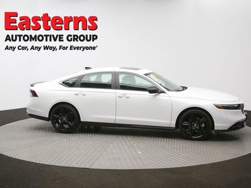 Used 2024 Honda Accord Sport image 42