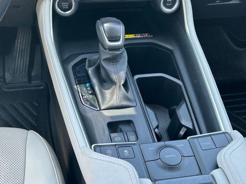 Used 2024 Toyota Grand Highlander FWD image 21