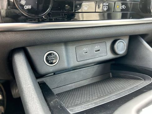 Used 2021 Nissan Rogue S FWD image 16