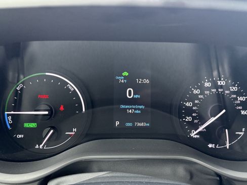 Certified 2023 Toyota Sienna XLE FWD image 11