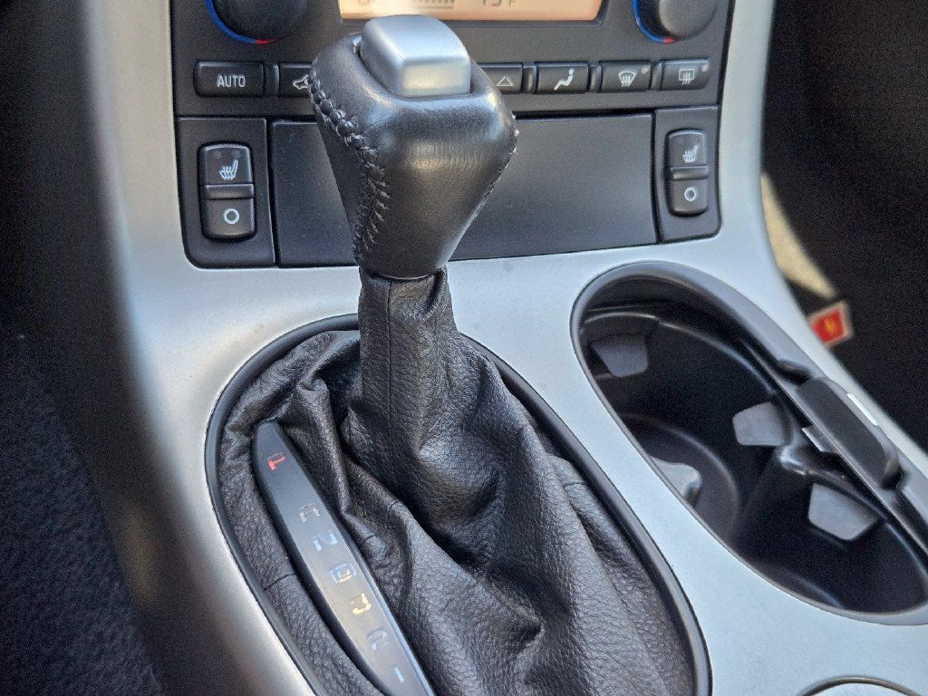 Used 2005 Chevrolet Corvette Coupe w/ Preferred Equipment Group RWD image 30