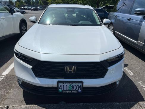 Used 2023 Honda Accord EX image 2
