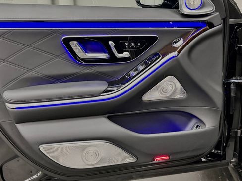 New 2026 Mercedes-Benz Maybach S 680 4MATIC image 18