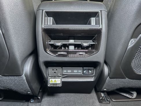 New 2026 Jeep Grand Cherokee Limited image 22