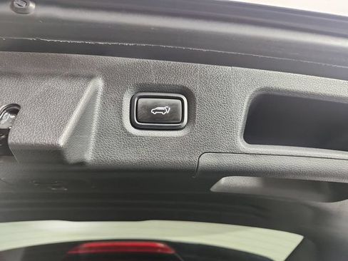Used 2022 Hyundai Santa Fe Limited AWD/4WD image 35