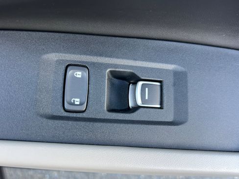 Used 2023 Honda Accord EX image 18