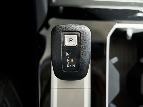 New 2025 Mitsubishi Outlander ES image 46