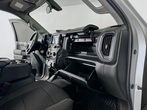 Used 2020 Chevrolet Silverado 1500 LT w/ Fleet Comfort Package image 39