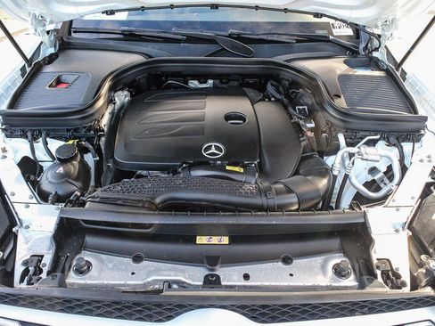 Certified 2022 Mercedes-Benz GLC 300 4MATIC image 29