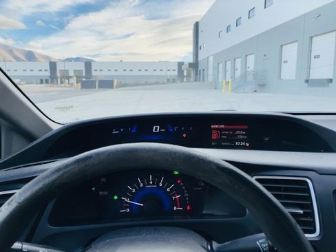 Used 2013 Honda Civic LX image 10