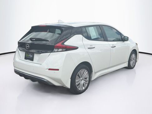 Used 2025 Nissan Leaf S FWD image 9