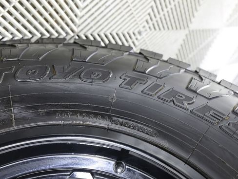 Used 2022 Ford F150 Raptor w/ Equipment Group 801A High AWD/4WD image 58