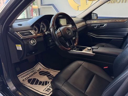 Used 2014 Mercedes-Benz E 350 Sport image 21