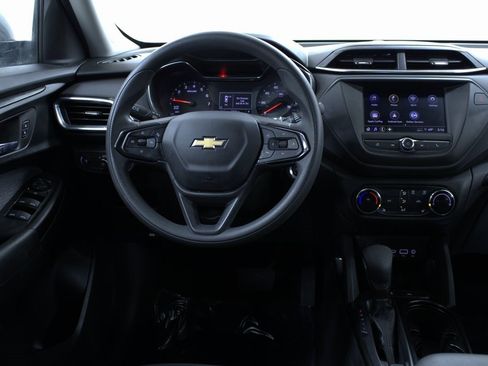 Used 2023 Chevrolet TrailBlazer LT image 13