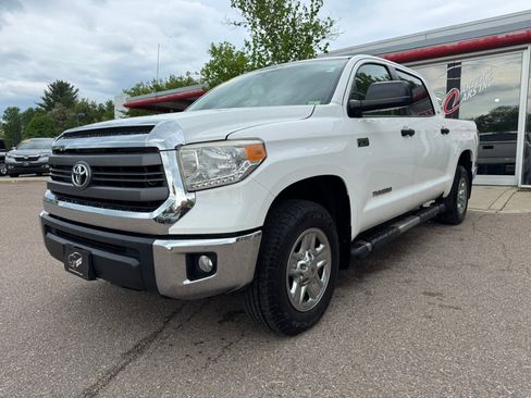 Used 2015 Toyota Tundra SR5 w/ TRD Off Road Package AWD/4WD image 1