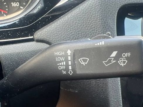 Used 2017 Volkswagen Jetta GLI FWD image 14