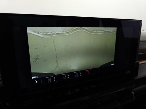 Used 2024 GMC Hummer EV 3X image 32