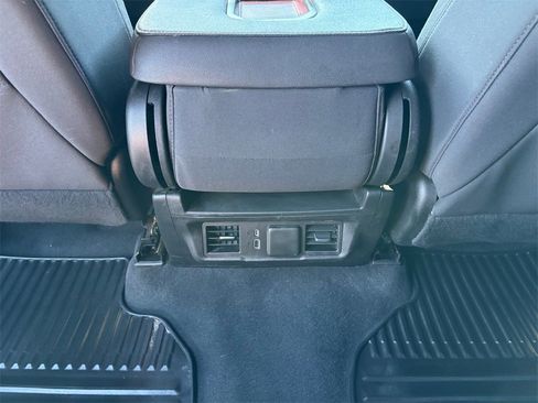 Certified 2023 GMC Sierra 1500 Elevation image 27