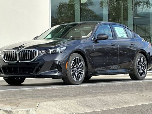 New 2026 BMW 530i 530i w/ M Sport Package image 7