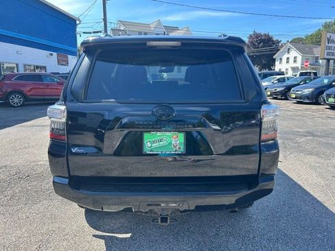 Used 2021 Toyota 4Runner Venture image 10