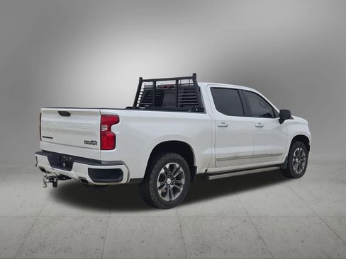 Used 2023 Chevrolet Silverado 1500 High Country w/ Technology Package AWD/4WD image 6