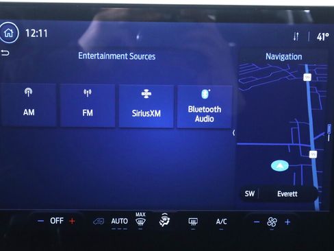 Used 2024 Ford Transit 350 XLT image 16