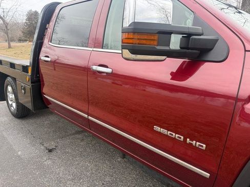 Used 2015 GMC Sierra 3500 SLT w/ Duramax Plus Package image 10