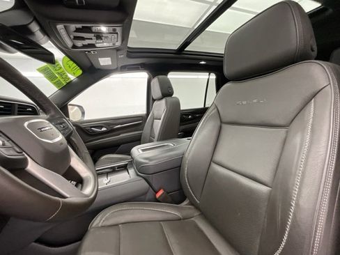 Used 2023 GMC Yukon Denali w/ Max Trailering Package image 6