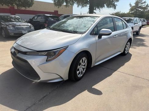 Used 2026 Toyota Corolla LE FWD image 1