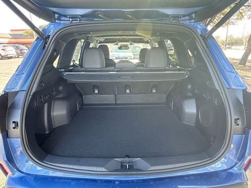 Used 2026 Subaru Forester Limited AWD/4WD image 32