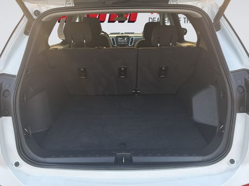 Used 2018 Chevrolet Equinox LT FWD image 25