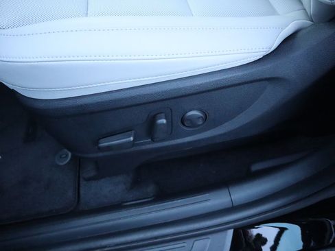 New 2025 Kia Telluride S image 21