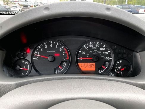 Used 2013 Nissan Frontier SV RWD image 13