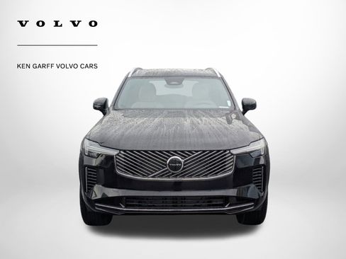 New 2026 Volvo XC90 B5 Core image 9