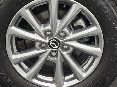 Used 2022 MAZDA CX-5 AWD 2.5 S w/ Preferred Package image 5