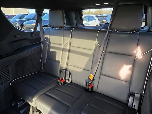 Used 2021 Cadillac Escalade ESV Premium Luxury image 10