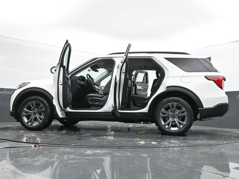 New 2026 Ford Explorer Active w/ Active Comfort Package image 69