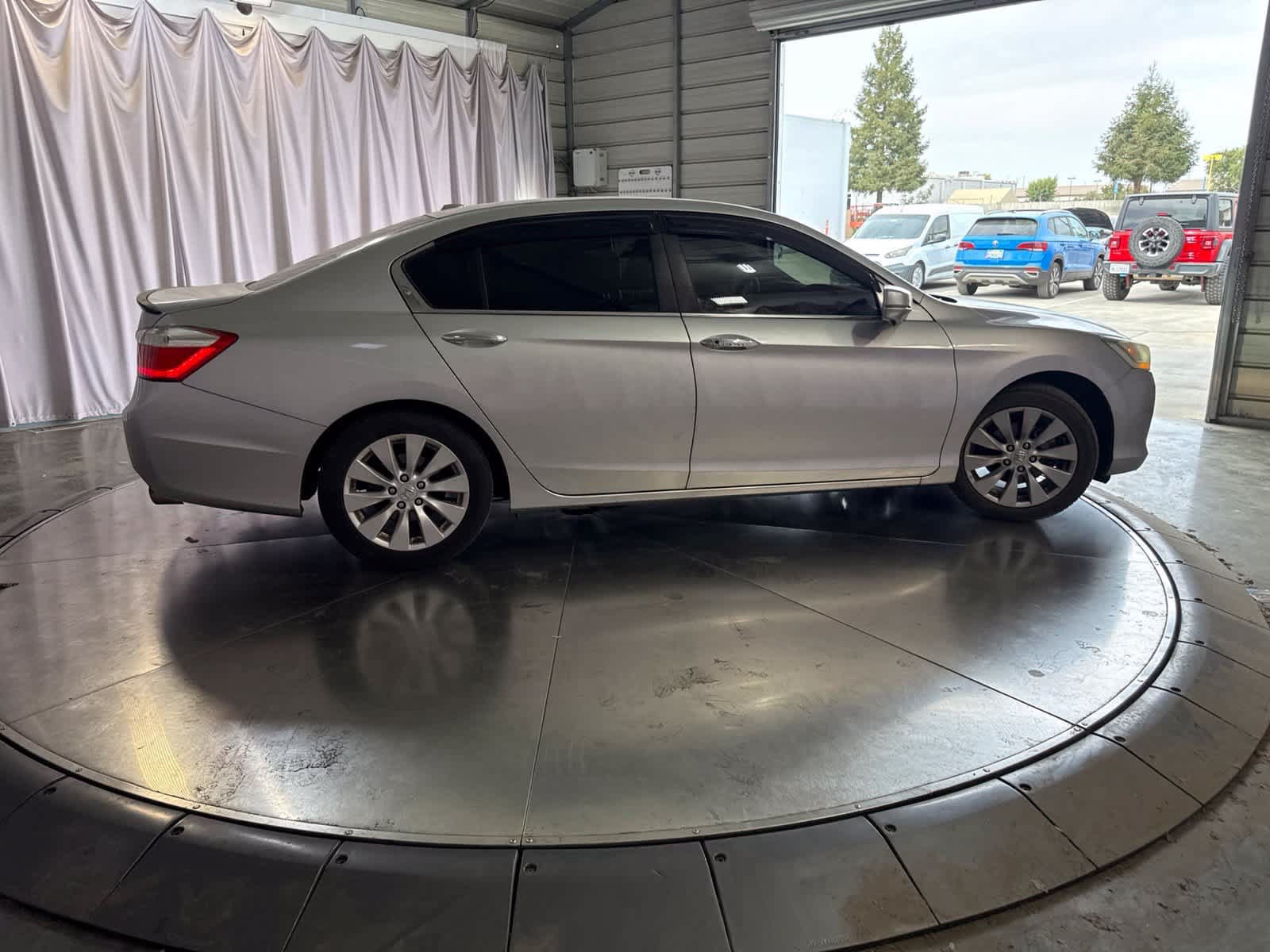 Used 2013 Honda Accord EX-L image 3
