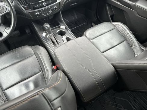 Used 2020 Chevrolet Traverse LT AWD/4WD image 24